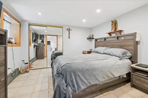2629 West Winnemac Avenue Chicago IL 60625
