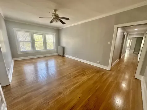 5358 North Winthrop Avenue Chicago IL 60640
