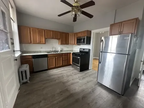 5358 North Winthrop Avenue Chicago IL 60640