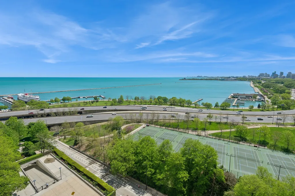 400 East Randolph Street Chicago IL 60601