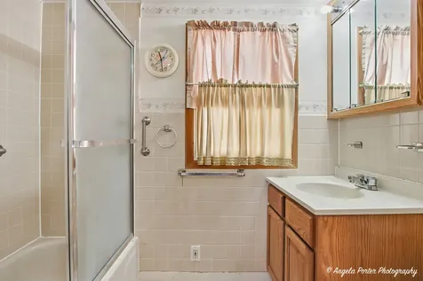 1233 Park Avenue North Chicago IL 60064