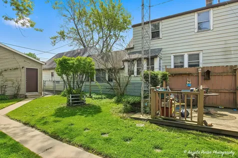 1233 Park Avenue North Chicago IL 60064