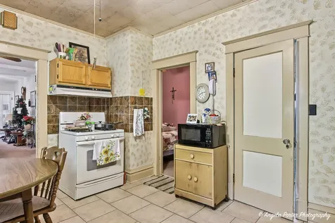 1233 Park Avenue North Chicago IL 60064