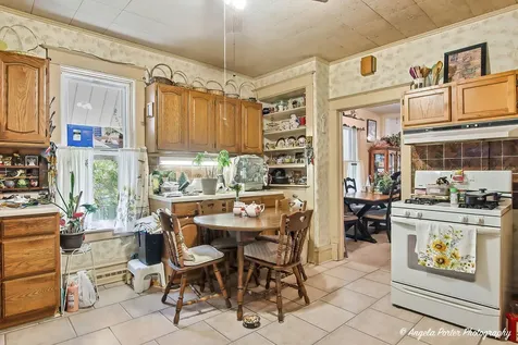 1233 Park Avenue North Chicago IL 60064