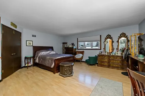 8058 Circle Drive Palos Hills IL 60465