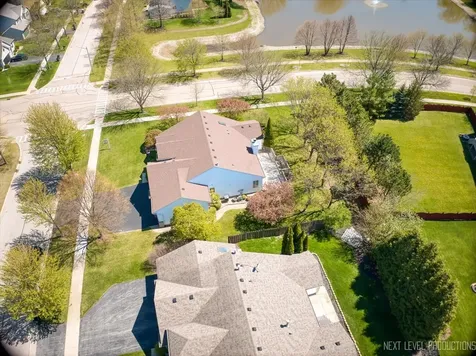 1502 Hartsburg Lane North Aurora IL 60542