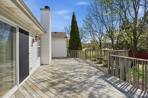 1502 Hartsburg Lane North Aurora IL 60542