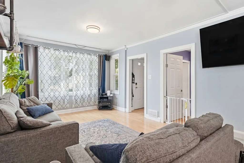 5336 North Laramie Avenue Chicago IL 60630