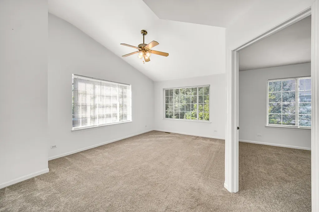 1252 Townes Circle Aurora IL 60502