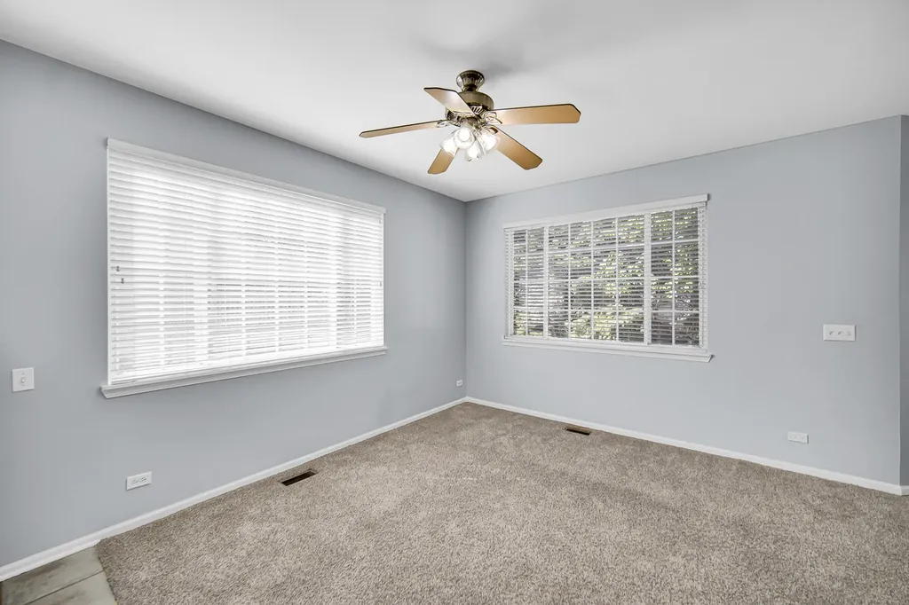1252 Townes Circle Aurora IL 60502