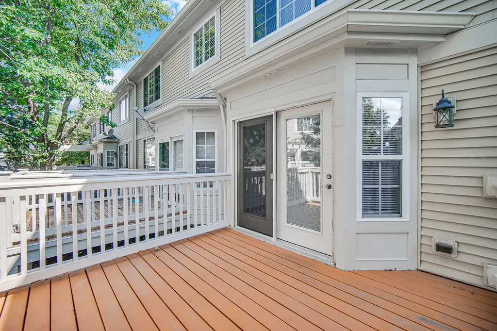 1252 Townes Circle Aurora IL 60502