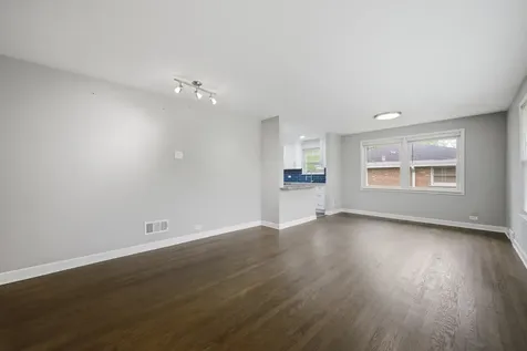9527 Lowell Avenue Skokie IL 60076