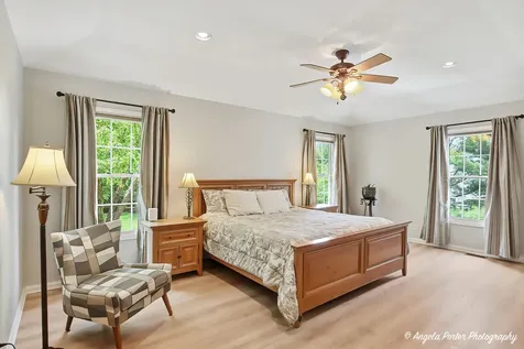 803 Silver Glen Road Mchenry IL 60050