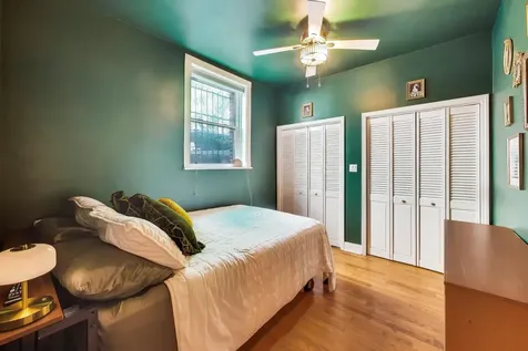 643 West Roscoe Street Chicago IL 60657