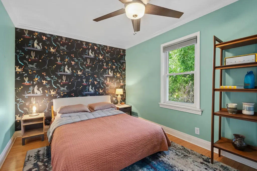 4549 North Springfield Avenue Chicago IL 60625