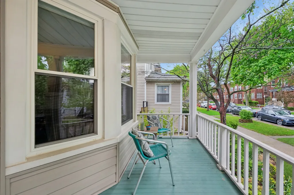 4549 North Springfield Avenue Chicago IL 60625