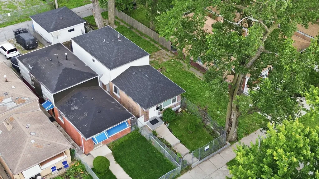 6909 South Ada Street Chicago IL 60636