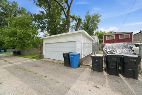 6909 South Ada Street Chicago IL 60636