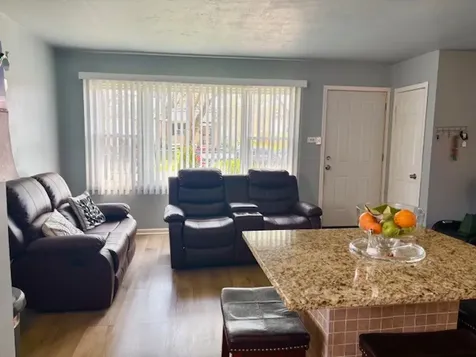 6909 South Ada Street Chicago IL 60636