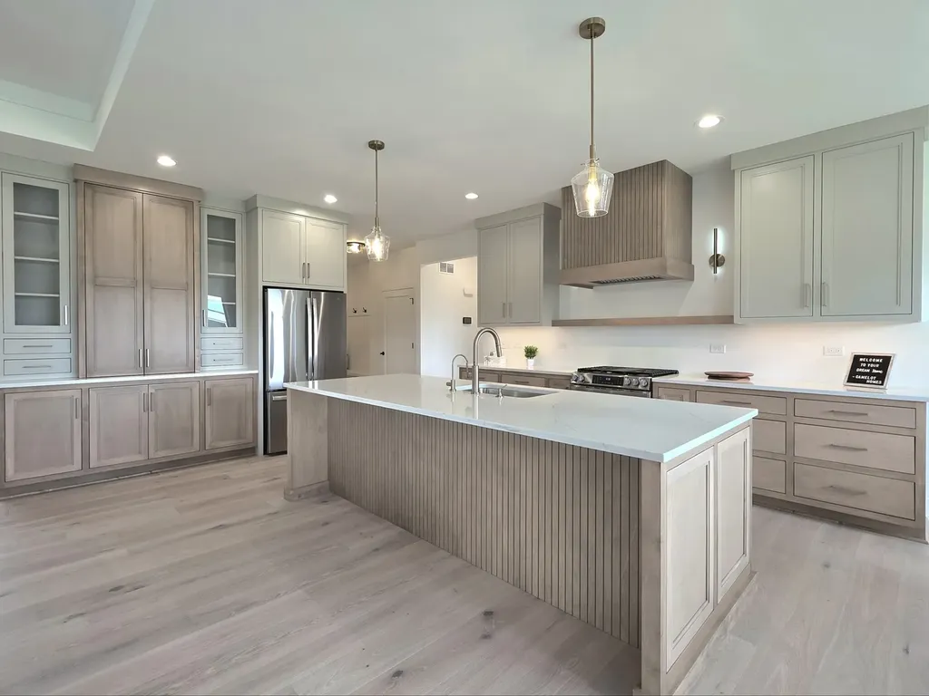 1083 Kinley Drive New Lenox IL 60451