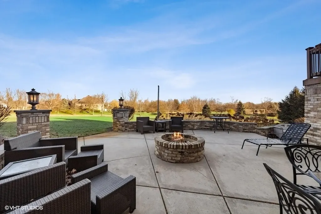 25860 Prairie Hill Lane Plainfield IL 60585