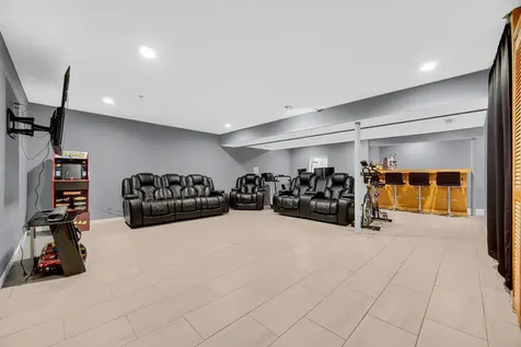 117 Bowman Street Matteson IL 60443
