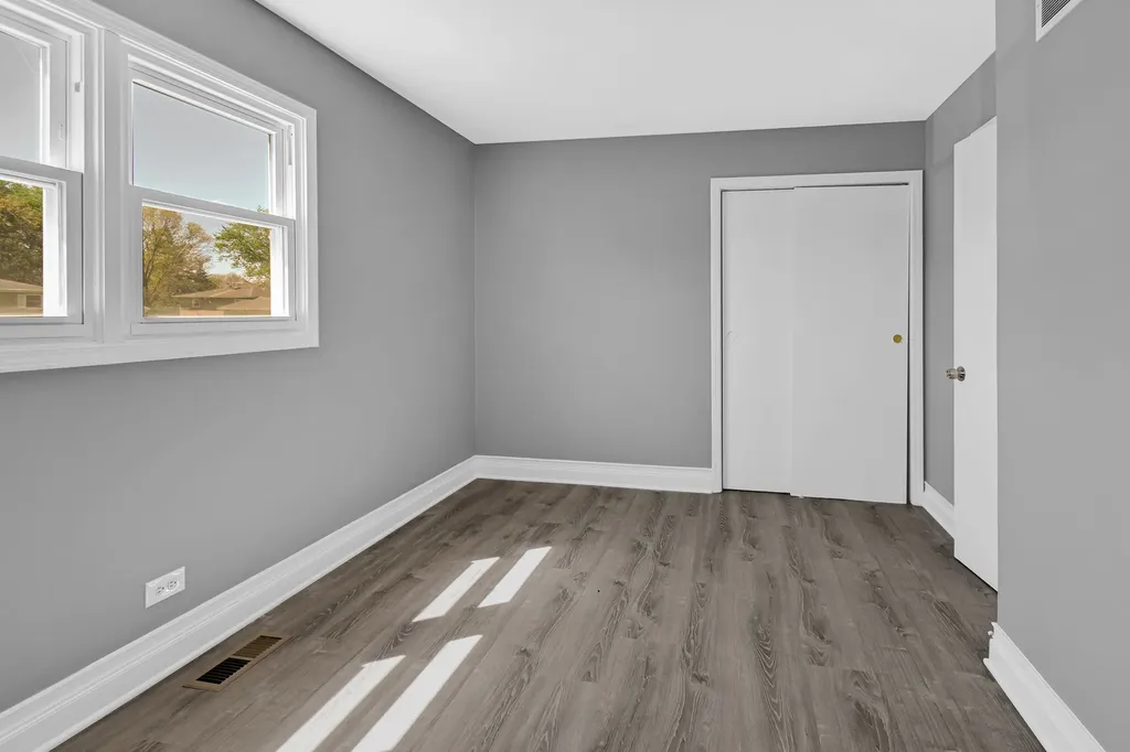 28W502 Leverenz Road Naperville IL 60564