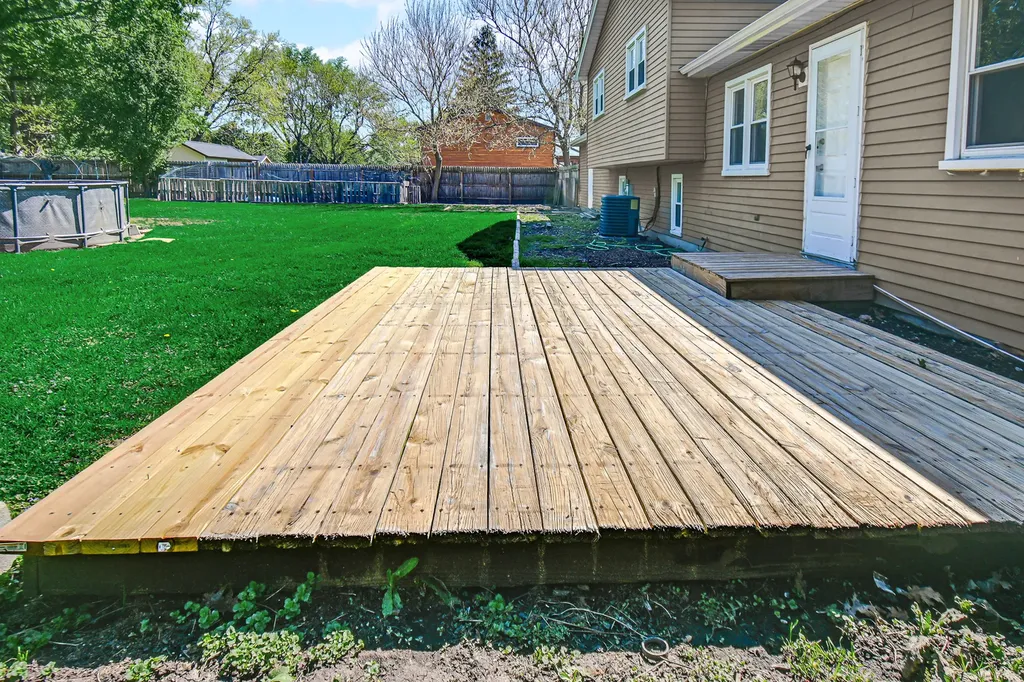 28W502 Leverenz Road Naperville IL 60564