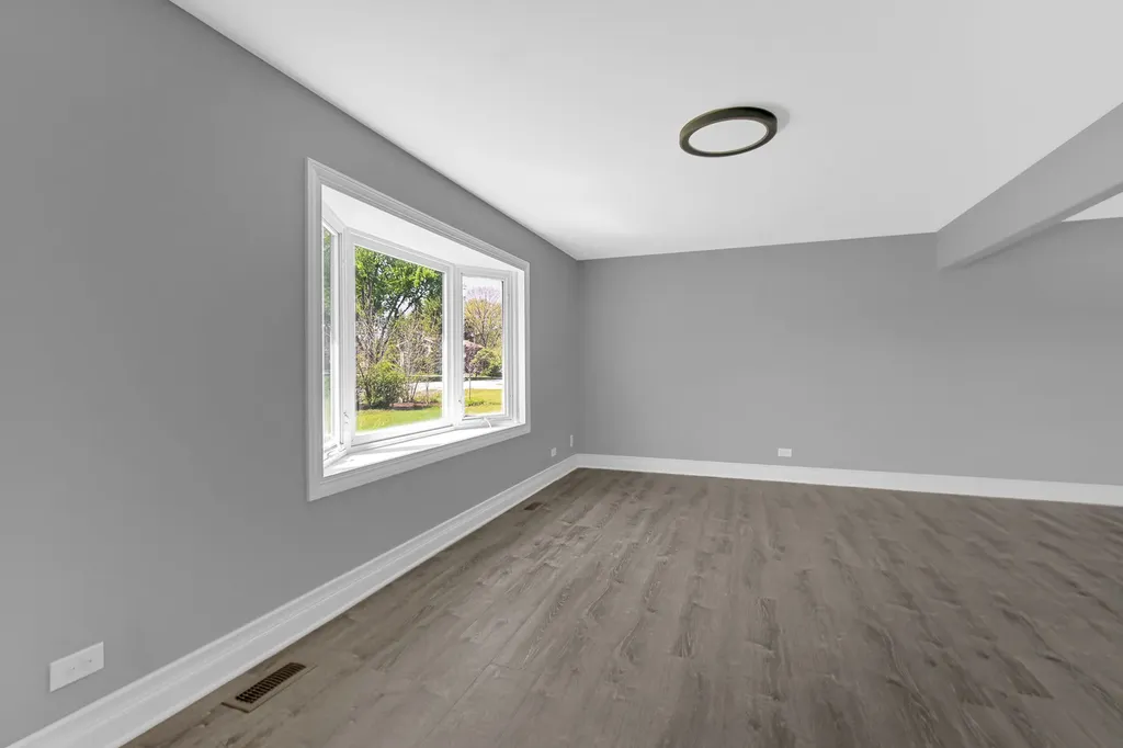 28W502 Leverenz Road Naperville IL 60564