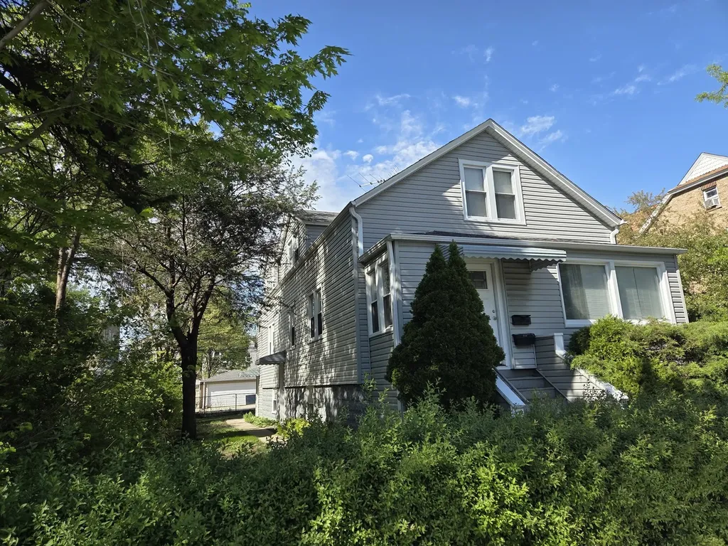 5484 West Gettysburg Street Chicago IL 60630