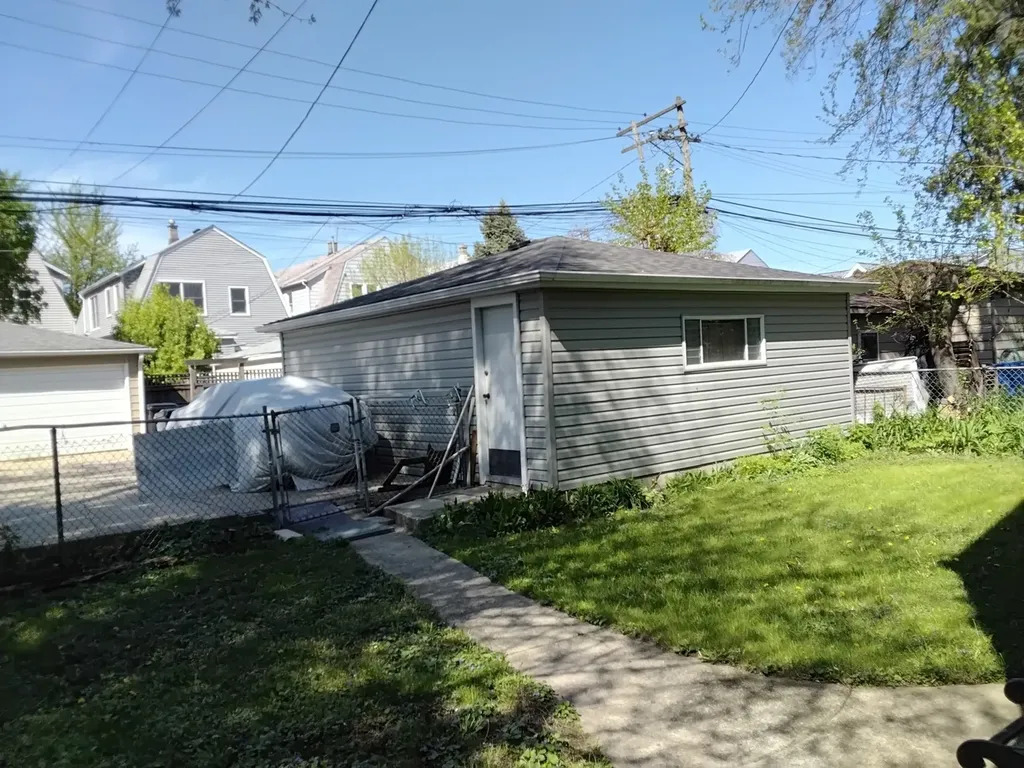 5484 West Gettysburg Street Chicago IL 60630