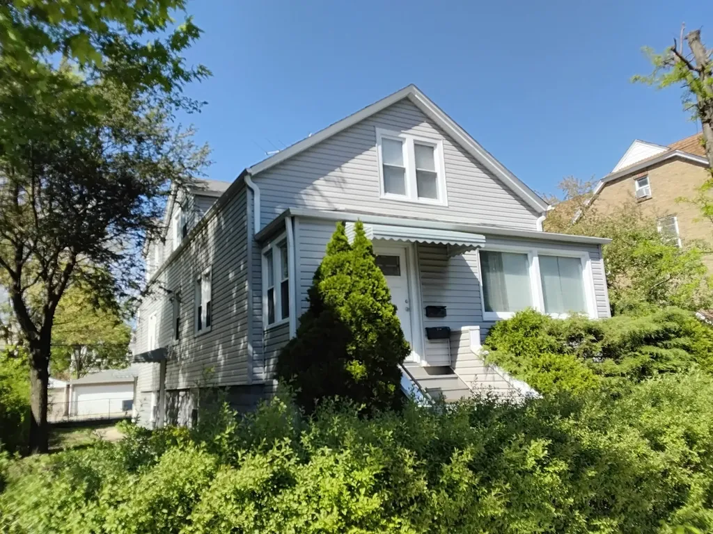5484 West Gettysburg Street Chicago IL 60630