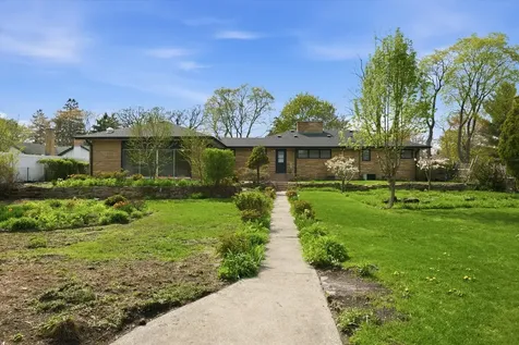1907 Elim Avenue Zion IL 60099