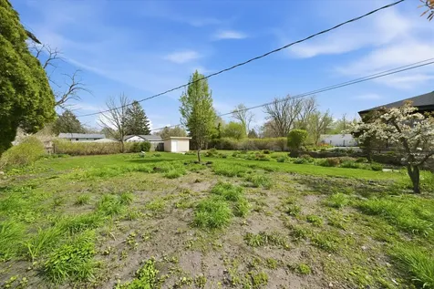 1907 Elim Avenue Zion IL 60099