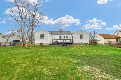 3234 East Fulton Avenue Decatur IL 62521