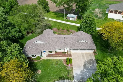 3260 Greenwood Drive Dewey IL 61840