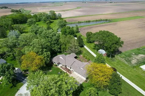 3260 Greenwood Drive Dewey IL 61840