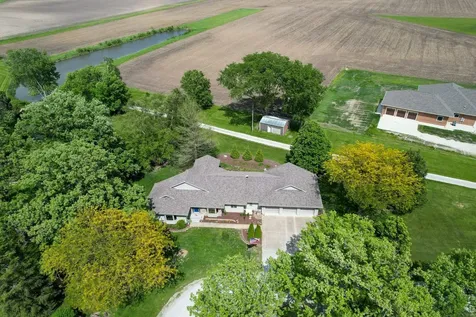 3260 Greenwood Drive Dewey IL 61840