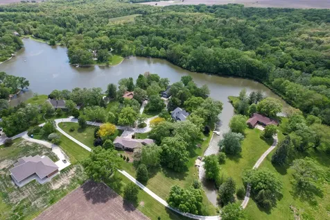 3260 Greenwood Drive Dewey IL 61840