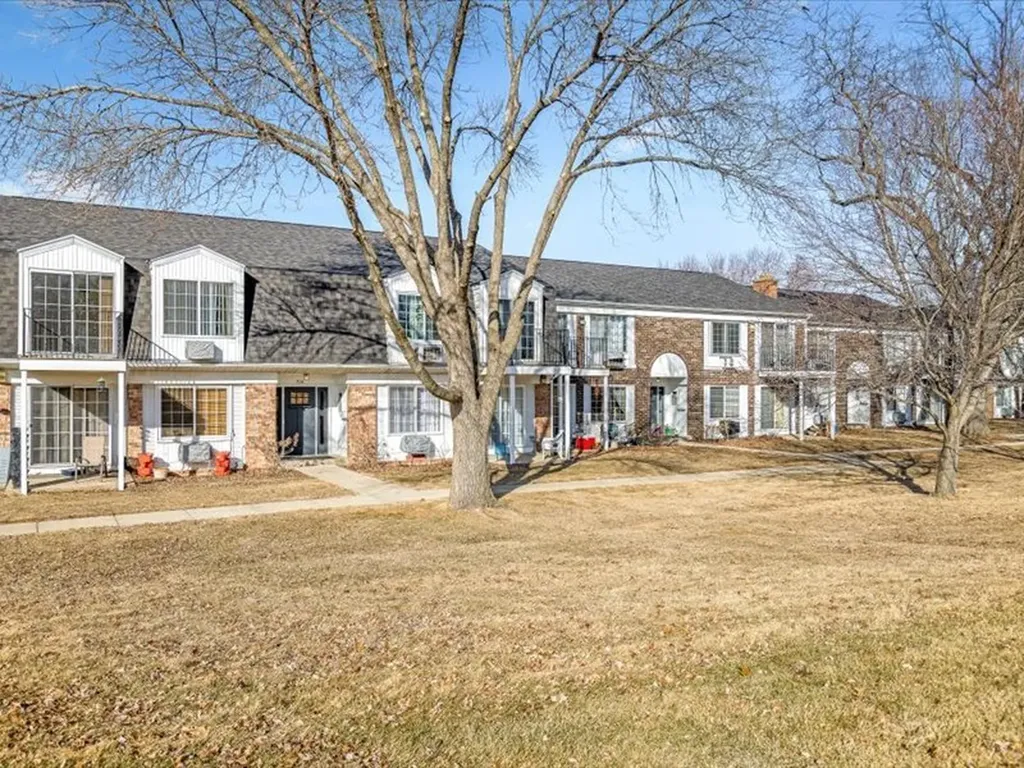 706 Kiwanis Drive Freeport IL 61032