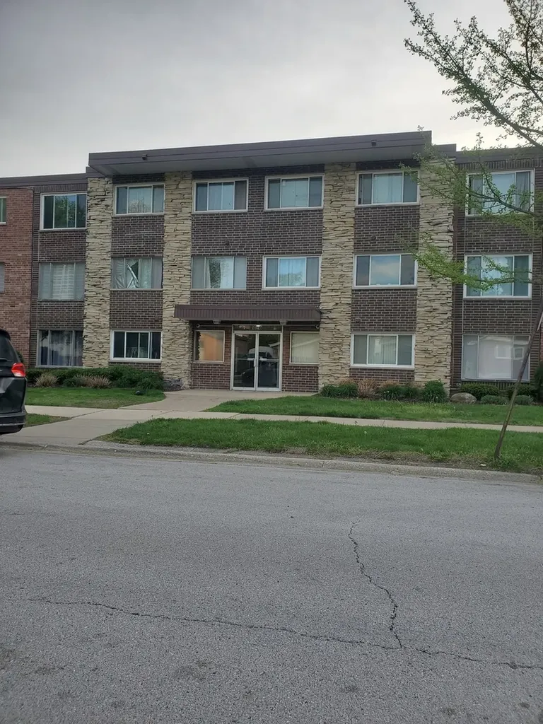 10210 Washington Avenue Oak Lawn IL 60453