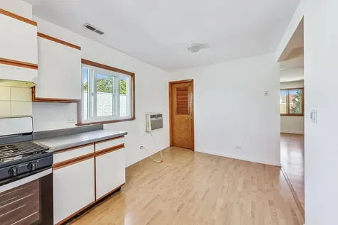 4234 North Mcvicker Avenue Chicago IL 60634