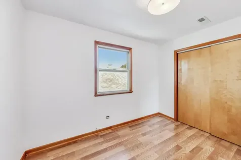 4234 North Mcvicker Avenue Chicago IL 60634