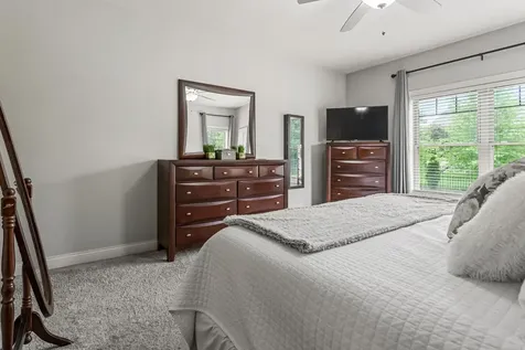 1604 Kassen Avenue Mahomet IL 61853
