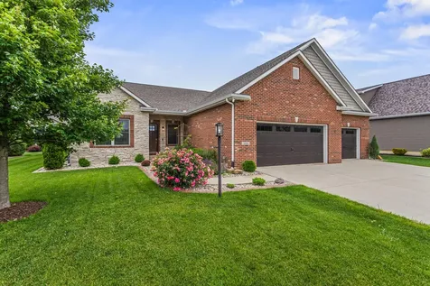 1604 Kassen Avenue Mahomet IL 61853