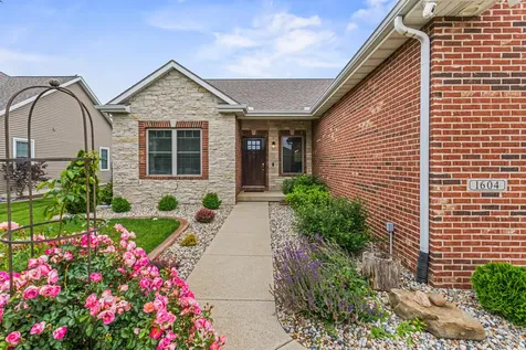 1604 Kassen Avenue Mahomet IL 61853