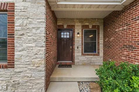 1604 Kassen Avenue Mahomet IL 61853