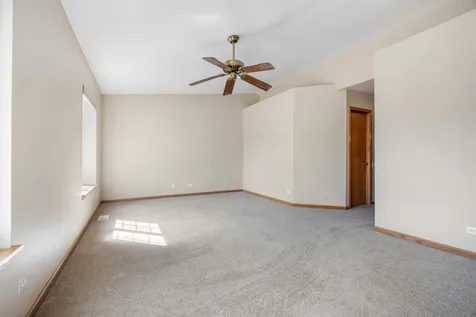 792 Mesa Drive Elgin IL 60123