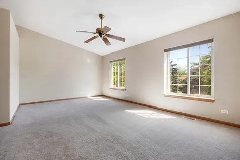 792 Mesa Drive Elgin IL 60123