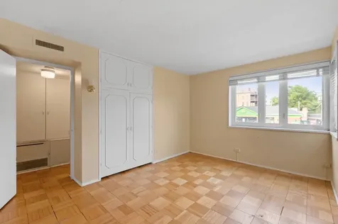 7206 Oak Avenue River Forest IL 60305
